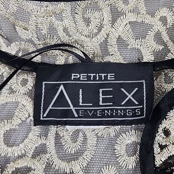 Alex Evenings Dressy embroidered Gold Shimmer Glam Open Jacket Holiday - Picture 9 of 9